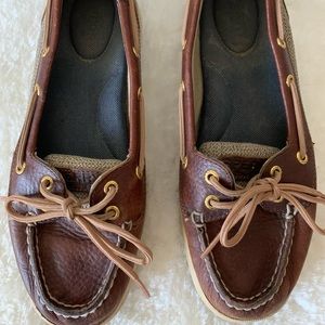Sperry Boat Shoes (Women’s)